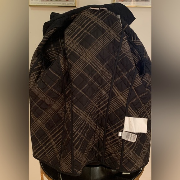 Chico’s Black Quilted Jacket - Picture 4 of 7